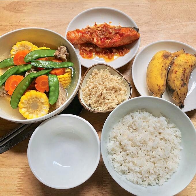 Thực đơn cho mẹ sau sinh mổ