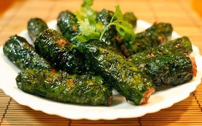 Sau sinh mẹ không nên ăn hoặc uống nước lá lốt