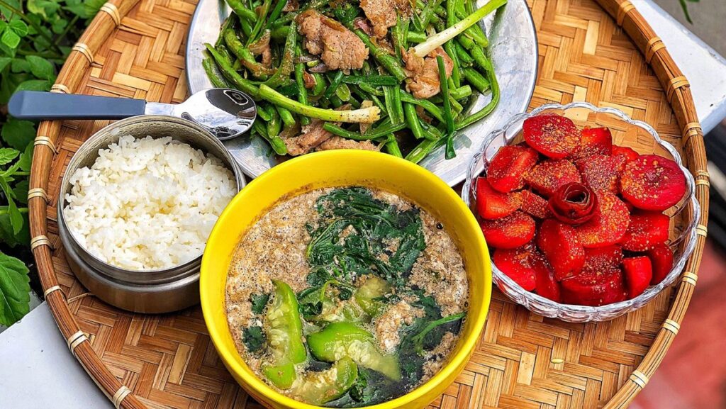 Nên ăn cua đồng hay cua biển